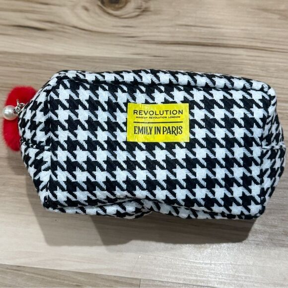 Revolution Handbags - Revolution X Emily In Paris Bon Voyage Cosmetic Bag